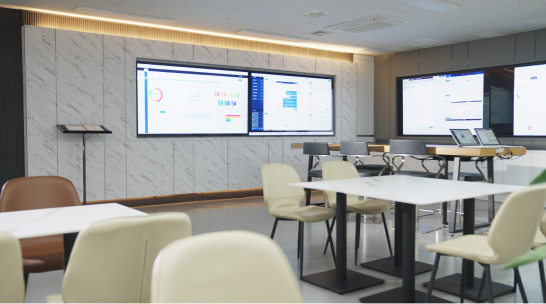 Digital Lounge